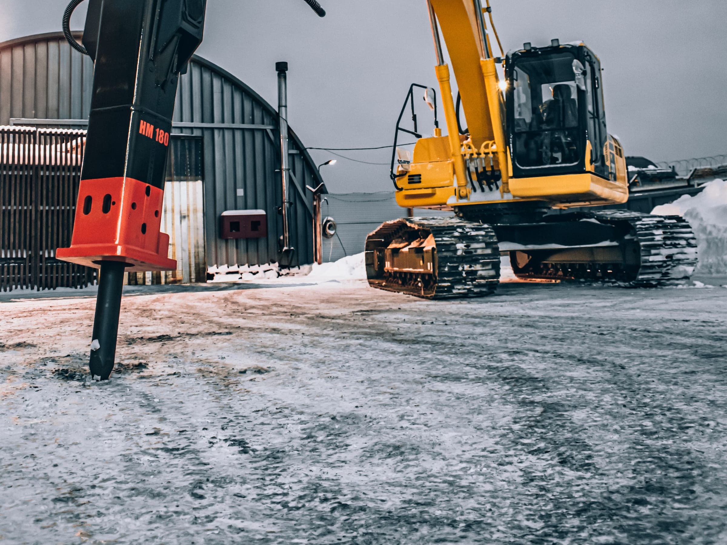 Hydraulic Breaker